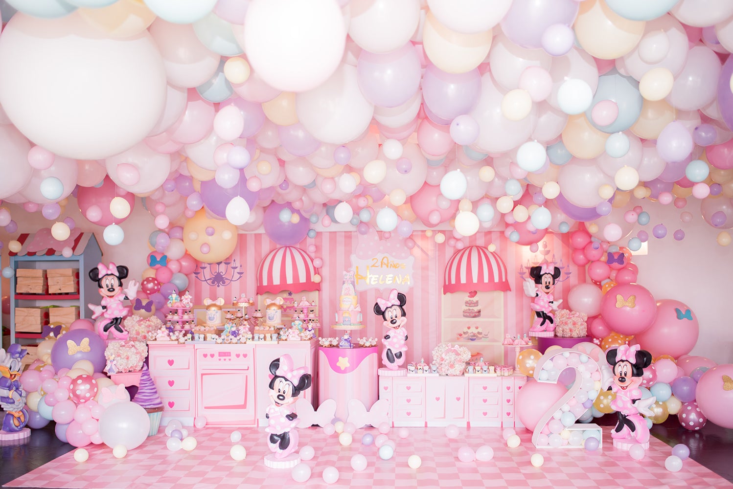 A SWEET CELEBRATION WITH MINNIE